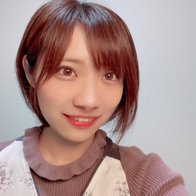 担当ネイリスト yuna